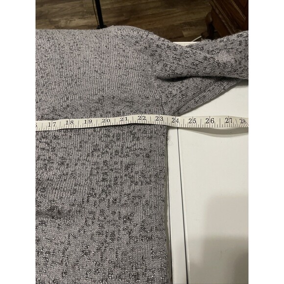 Eileen Fisher Knit metallic silver sweater size M Wool Blend Tiny Flaw Mended - Picture 8 of 9
